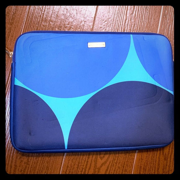 kate spade Accessories - Kate Spade laptop/ iPad/ tablet case / sleeve